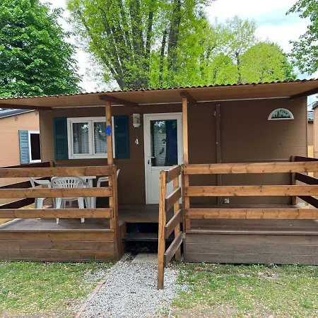 Bungalow 6 Кемпинг *